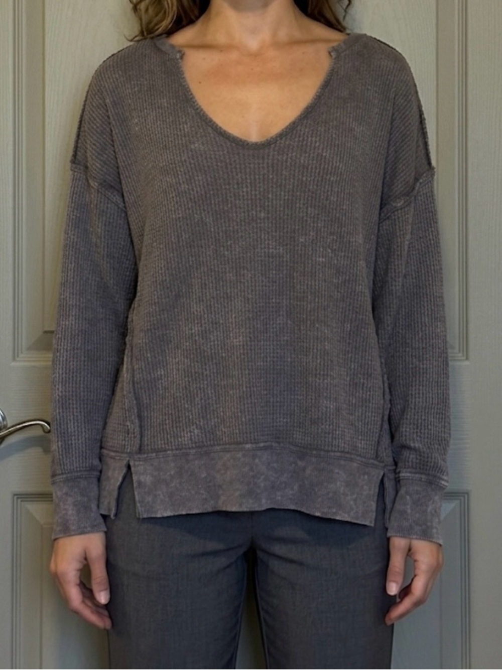PINK ROSE Grey Waffle Knit Oversized Pullover Top - Size Medium